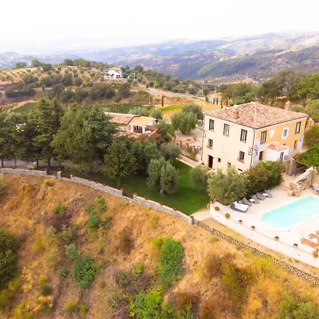Bed & Breakfast La Foresteria Di Serracavallo