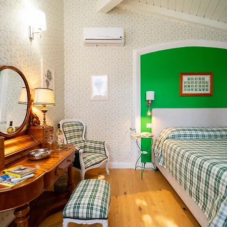 La Foresteria Di Serracavallo 住宿加早餐酒店 Bisignano