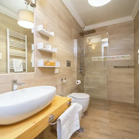 住宿加早餐酒店 La Foresteria Di Serracavallo