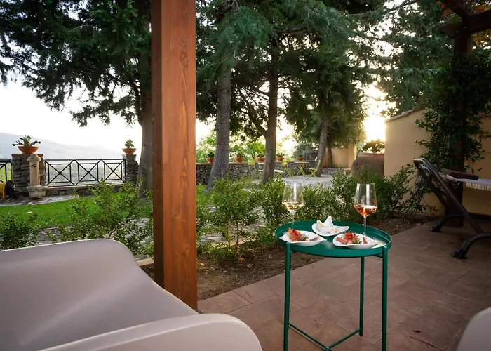 Alojamento de Acomodação e Pequeno-almoço La Foresteria Di Serracavallo *