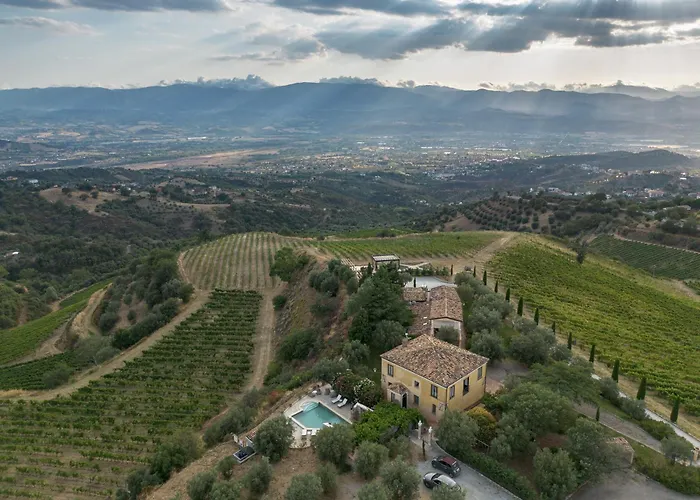 Alojamento de Acomodação e Pequeno-almoço La Foresteria Di Serracavallo *