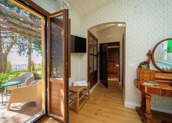 Alojamento de Acomodação e Pequeno-almoço La Foresteria Di Serracavallo *